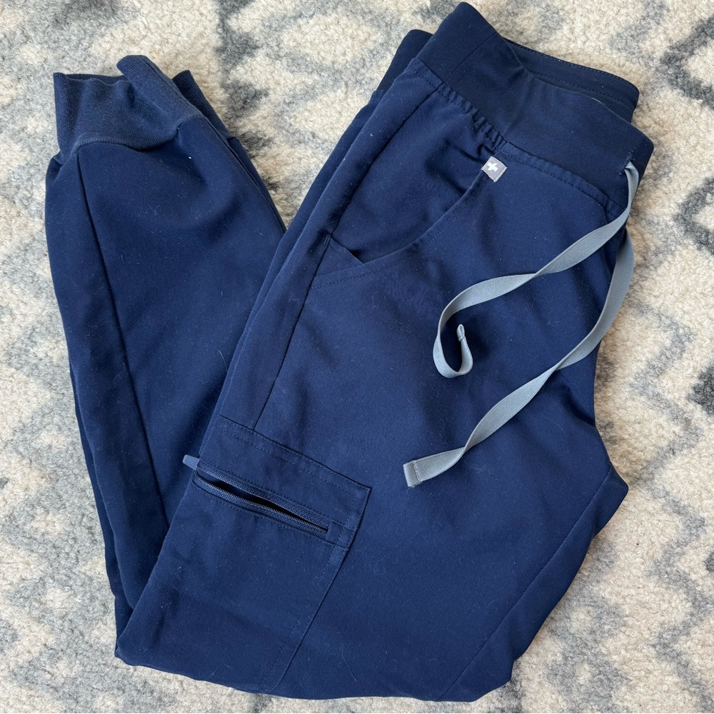 FIGS Navy Blue XXS Petite Scrub Bottoms – Comfortable & Stylish